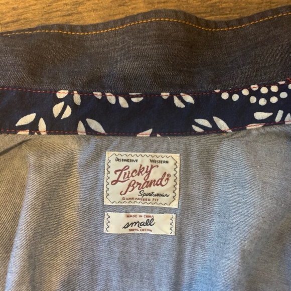 Lucky Brand Denim Western Pearl Snap Shirt Size S - Picture 8 of 9